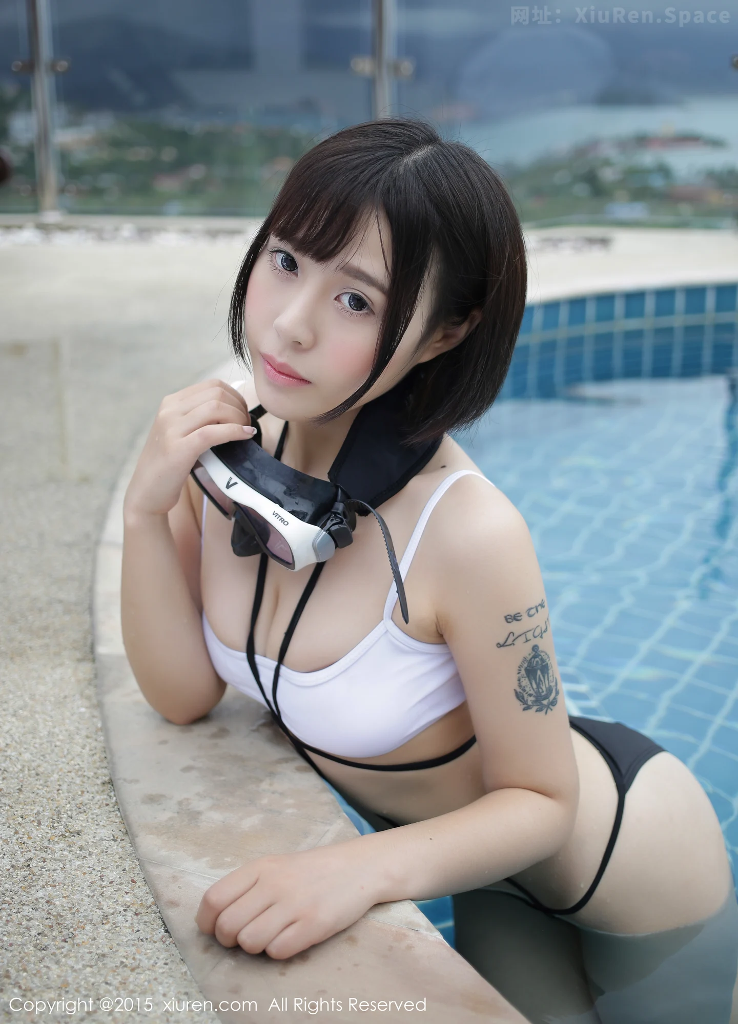 图片[5]-[XiuRen秀人网]VOL.434 嫩模Evelyn艾莉苏梅岛旅拍泳池边性感比基尼豪乳写真53P-秀人网官方网站